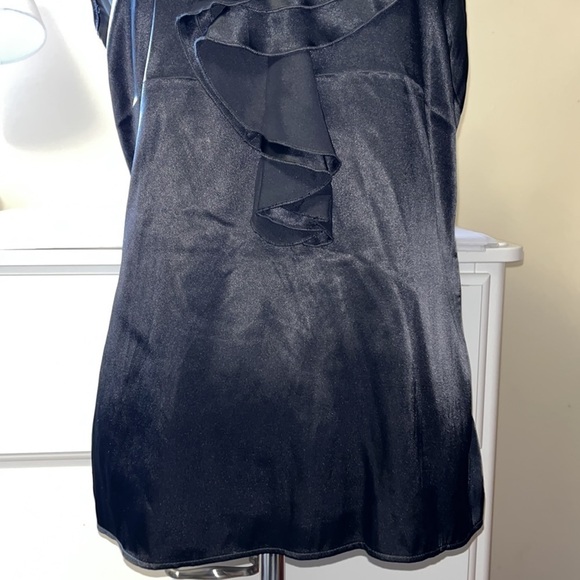 New York and Company, black silky, sleeveless top, ruffle front, side zip - Picture 2 of 10